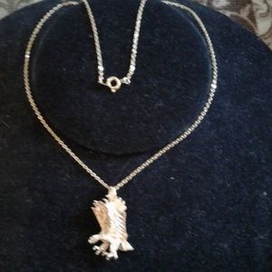 Ladies  Necklace w/pendant(NWOT)